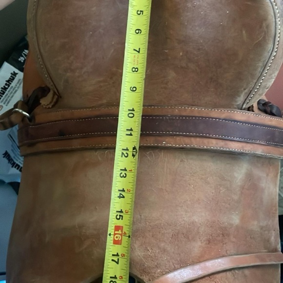 Size 18 seat Norman yoder handcrafted draft saddle - Picture 2 of 4